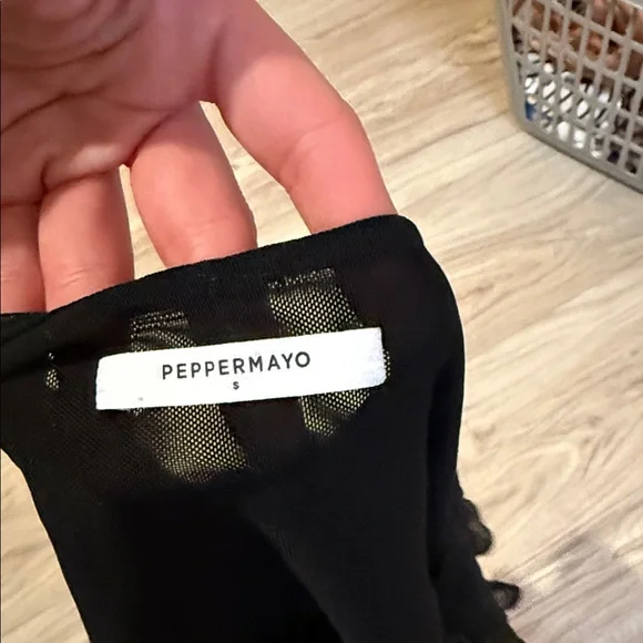 Peppermayo Mesh Ruffled crop Top - Picture 3 of 4